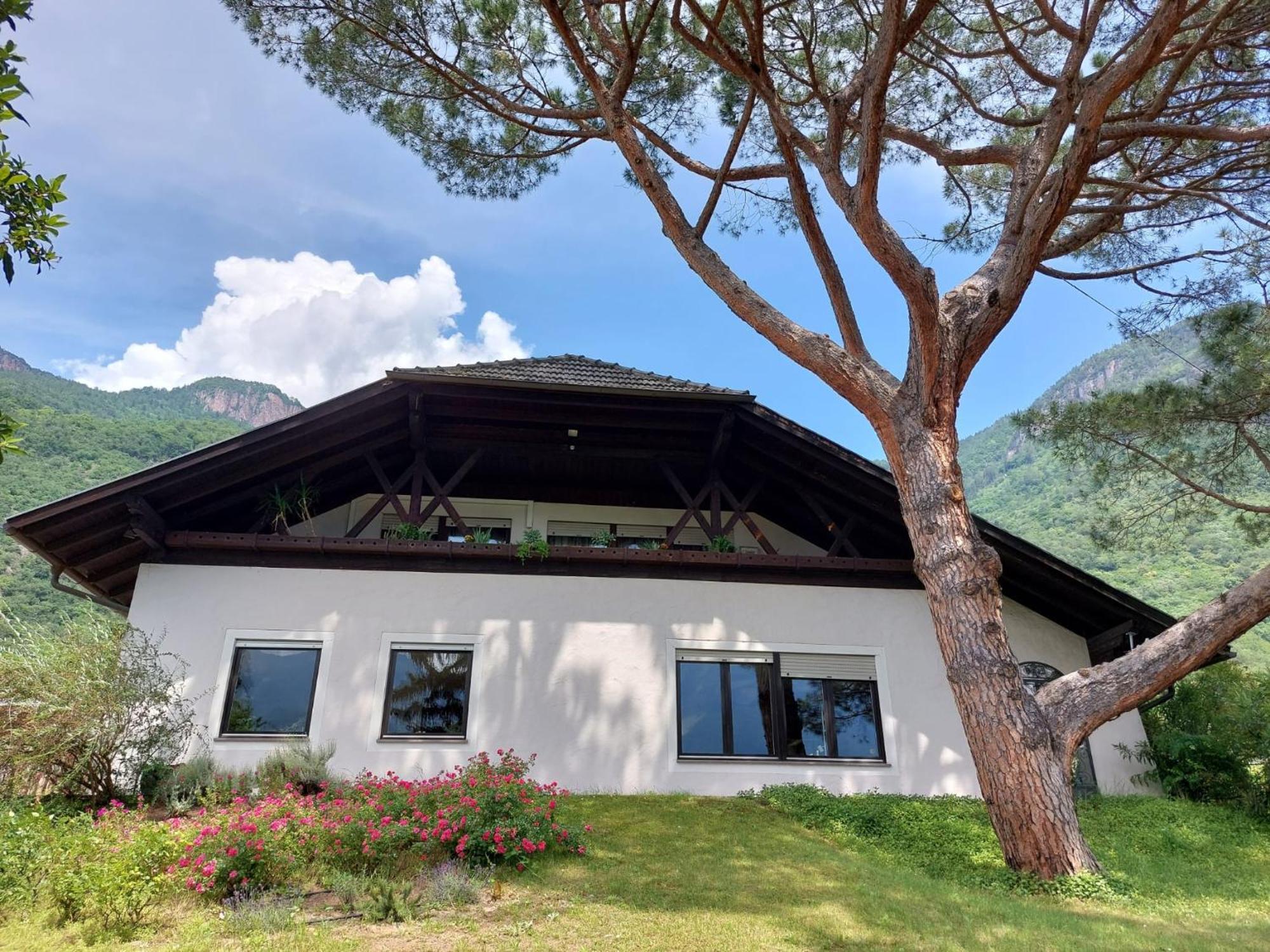 Villa Pinie Apt 1 Terlano Exterior photo